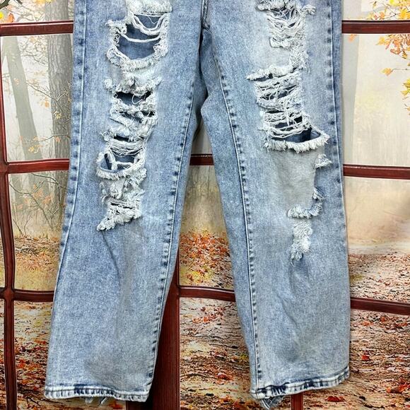 Almost Famous High Rise Distressed 90s Wide Leg Jeans 13 Jr / 14 Womens - Picture 3 of 13